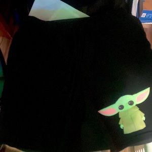 Star Wars baby Yoda medium size (s20) shorts. 100% cotton